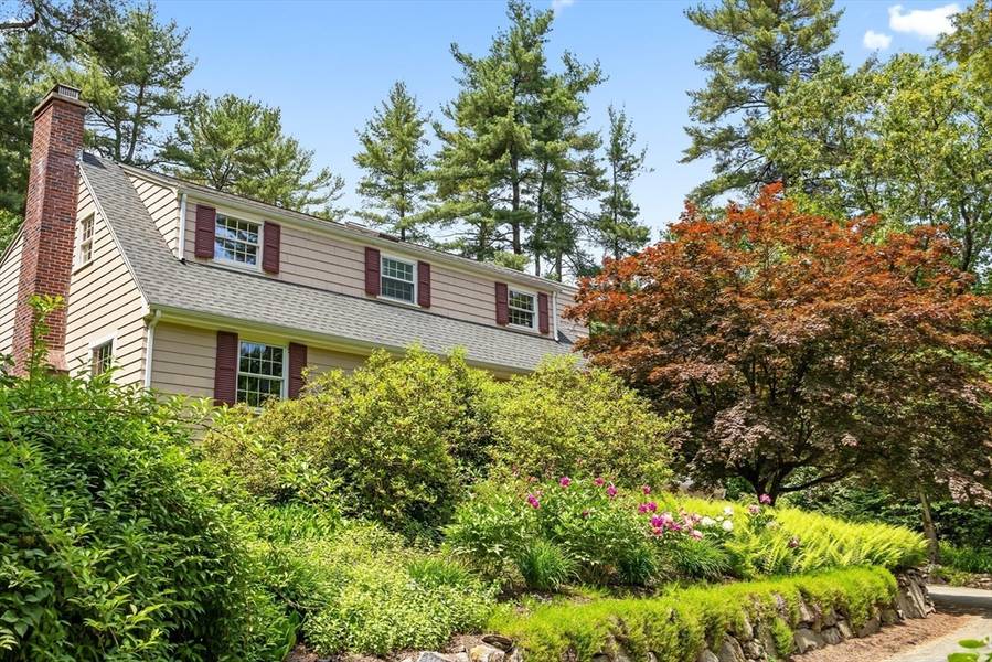 153 Dutton Road, Sudbury, MA 01776