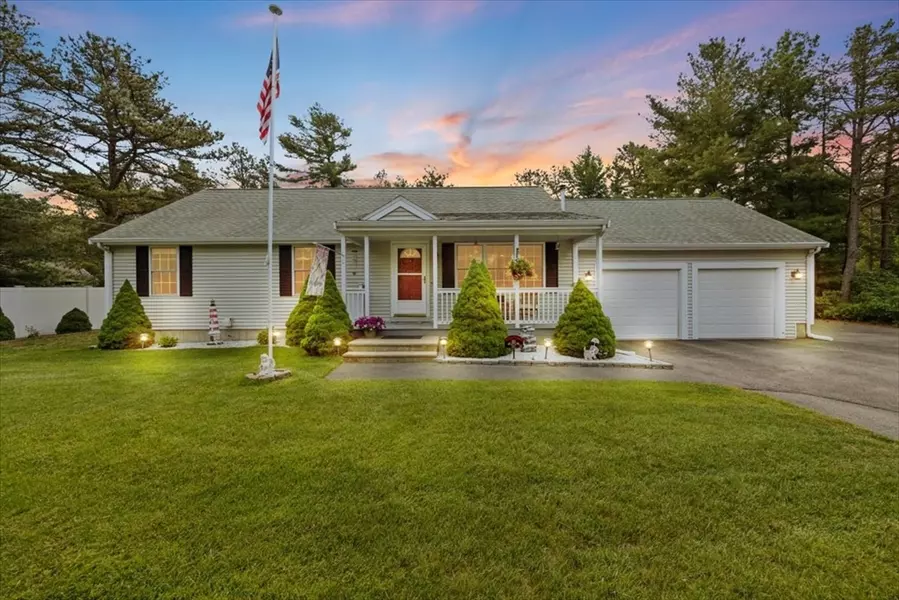 289 Charge Pond Rd, Wareham, MA 02571