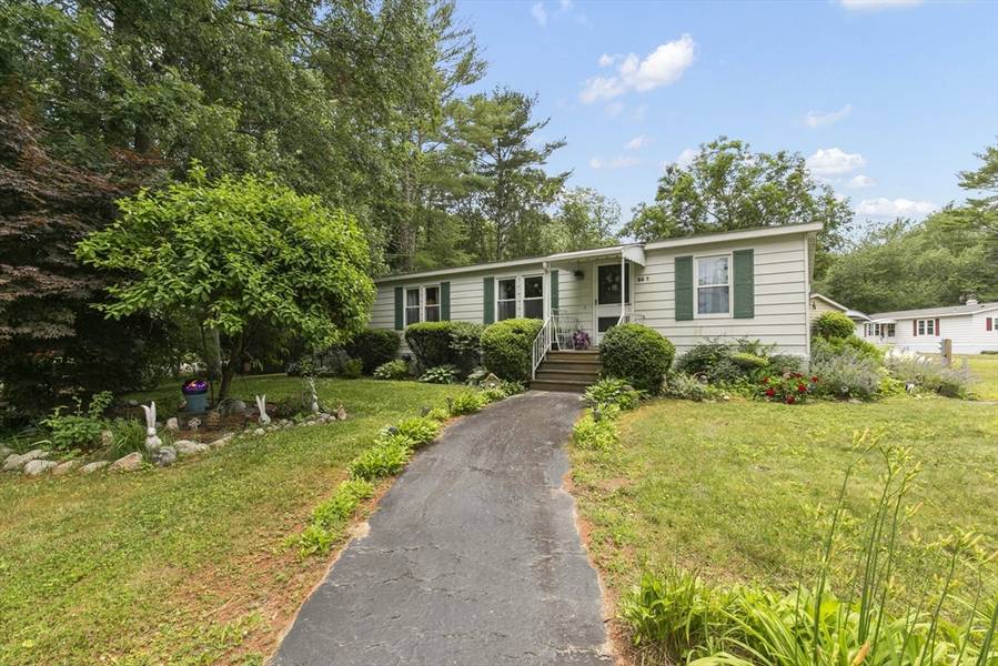 54-1 South Meadow Village, Carver, MA 02330