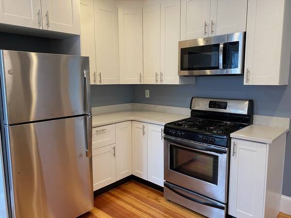 12 Becket St #3, Boston, MA 02124