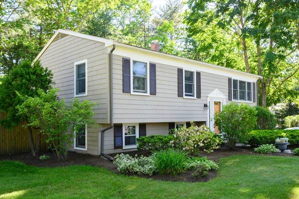 Marshfield, MA 02050,39 Barouche Dr