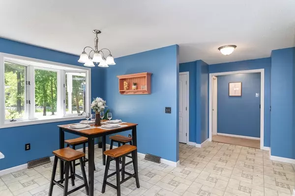 Ludlow, MA 01056,760 Moore St