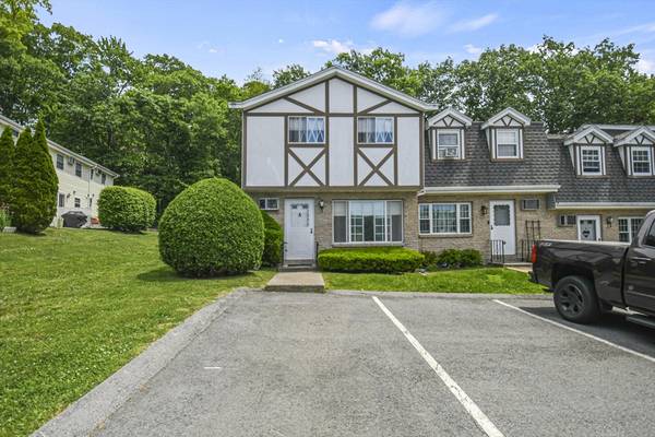 945 Riverside Drive #15A, Methuen, MA 01844