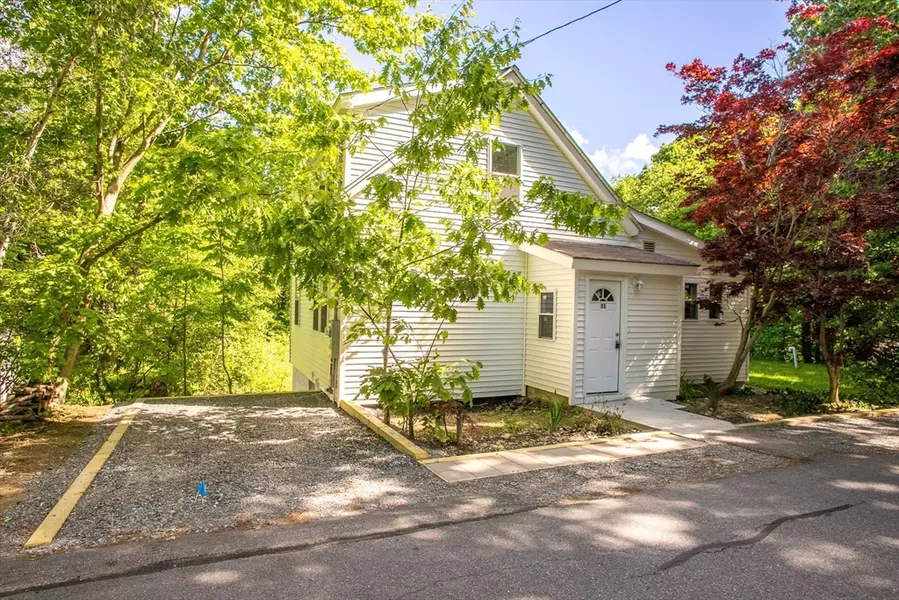 31 Dawley Rd, Westminster, MA 01473