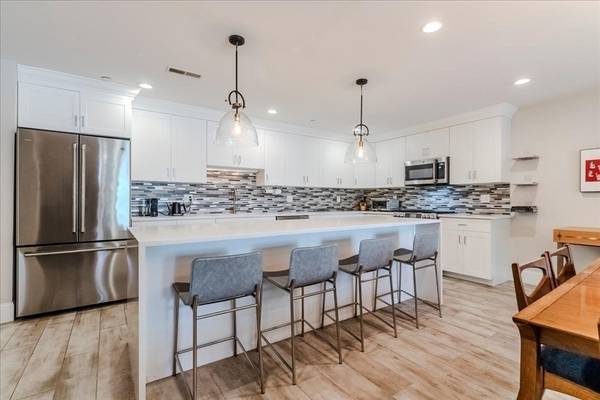 167 Poplar #1, Boston, MA 02131