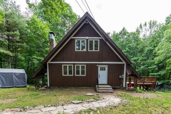 271 N Sturbridge Rd, Charlton, MA 01507