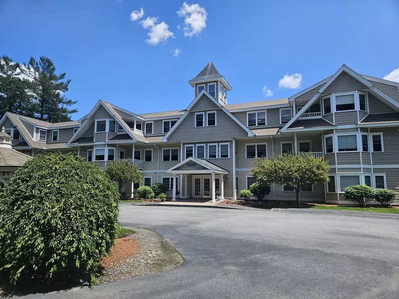 5 Mission Rd #302, Chelmsford, MA 01863