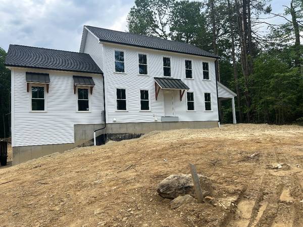 13 Shanandoah Dr, Paxton, MA 01612