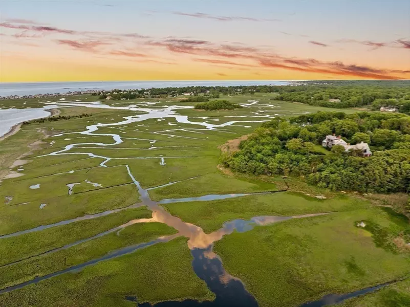 24 Wood Island Road, Scituate, MA 02066