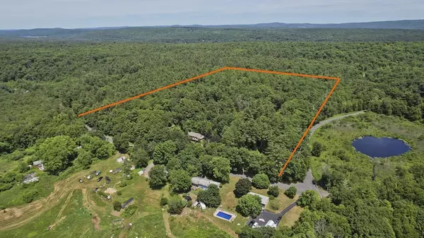 Ware, MA 01082,196 Sczygiel Rd