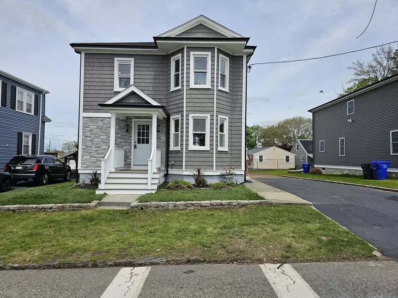 160 Vincent Av, East Providence, RI 02914