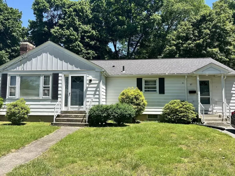 37 Ashmore Rd, Worcester, MA 01602