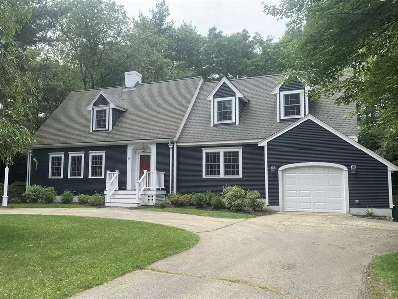 26 Alton St, Walpole, MA 02081