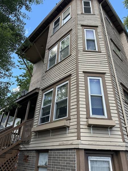 191 Fairmont Ave #3, Worcester, MA 01604