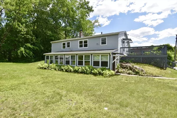 East Longmeadow, MA 01028,39 Bond Ave