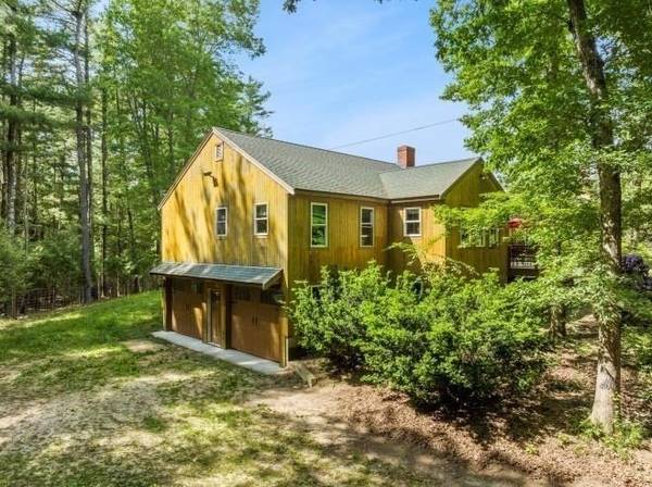 32 Plympton St, Middleboro, MA 02346