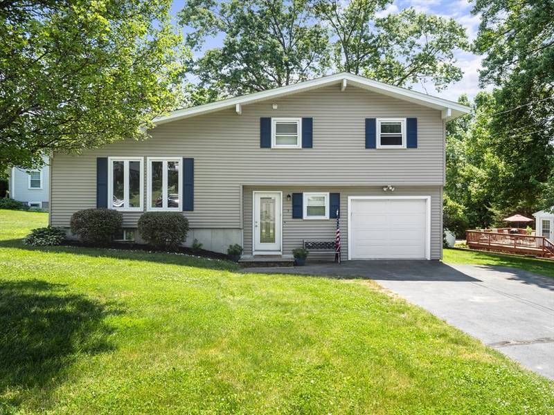 3 Harvard Dr, Milford, MA 01757