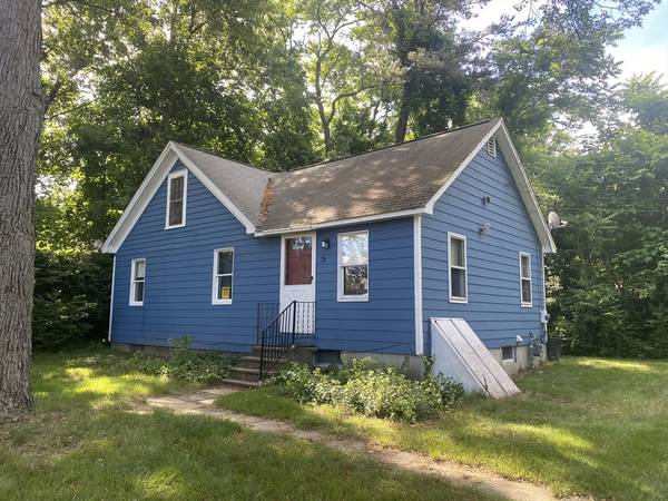 78 Wood Ave, East Longmeadow, MA 01028