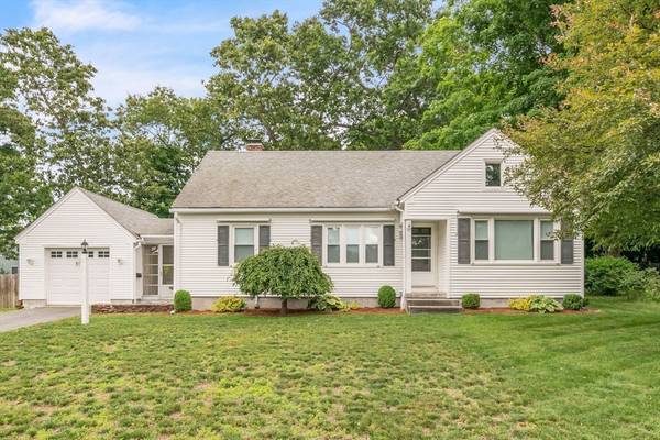 97 Old Brook Road, Springfield, MA 01118