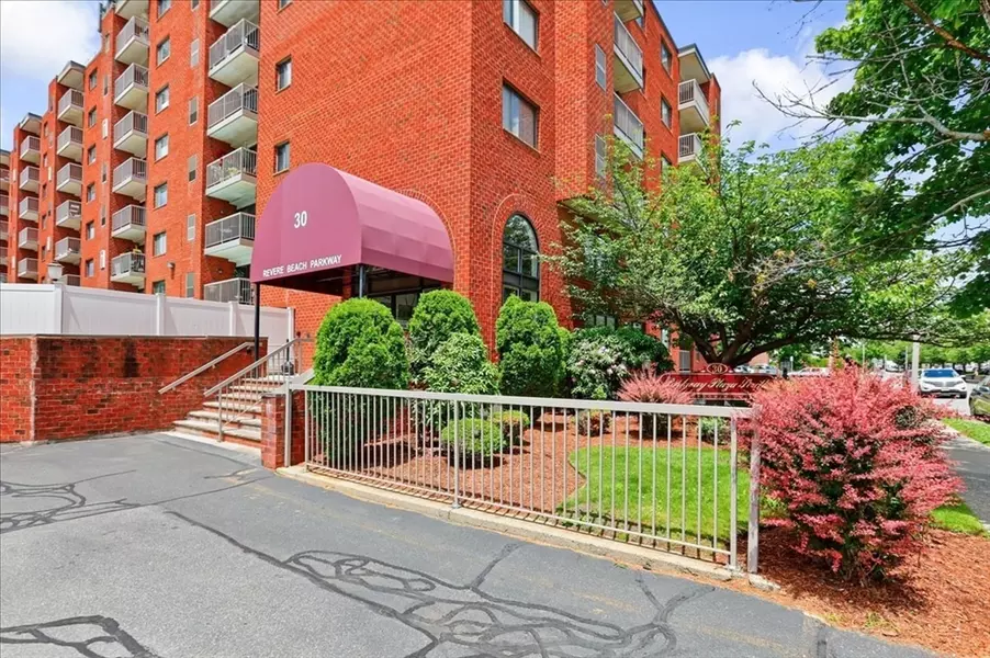 30 Revere Beach Parkway #313, Medford, MA 02155