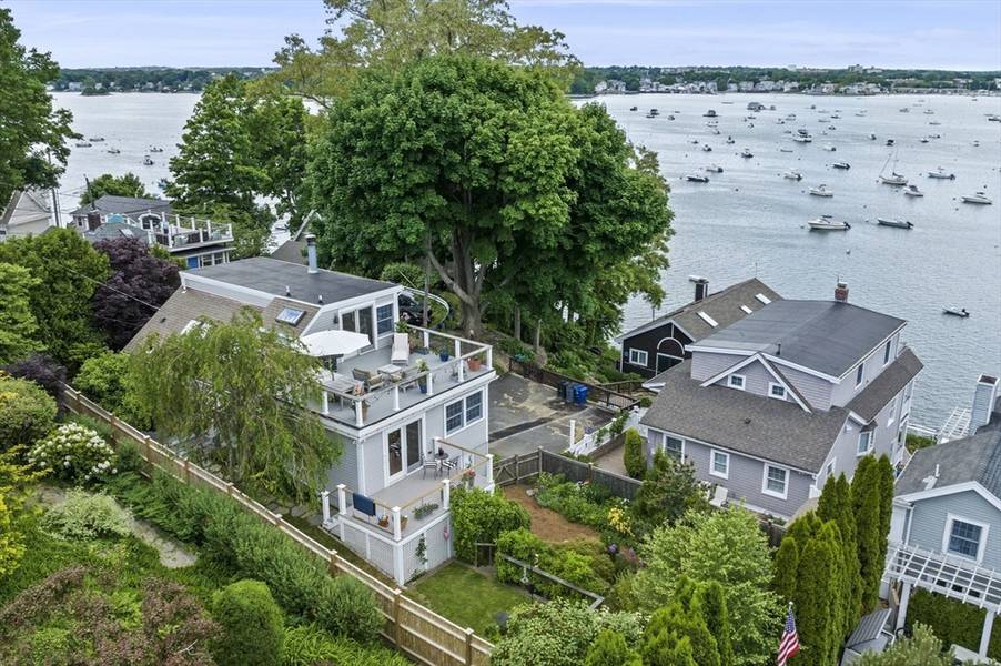 10 Bayview Rd, Marblehead, MA 01945