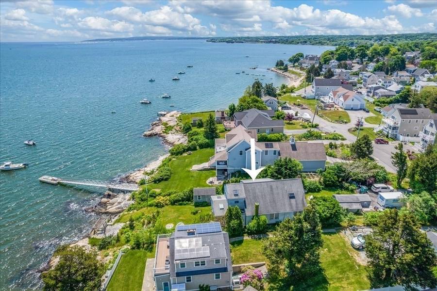 58 Shore Dr, Kingston, MA 02364