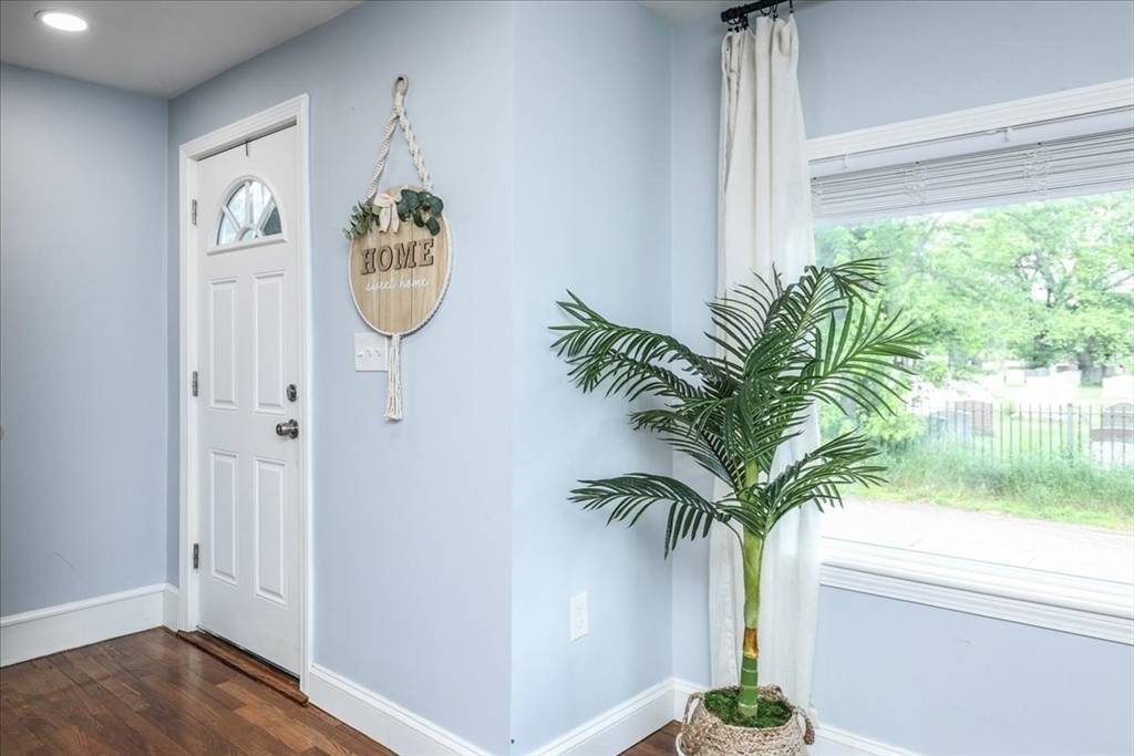 Lynn, MA 01904,18 Miller Pl