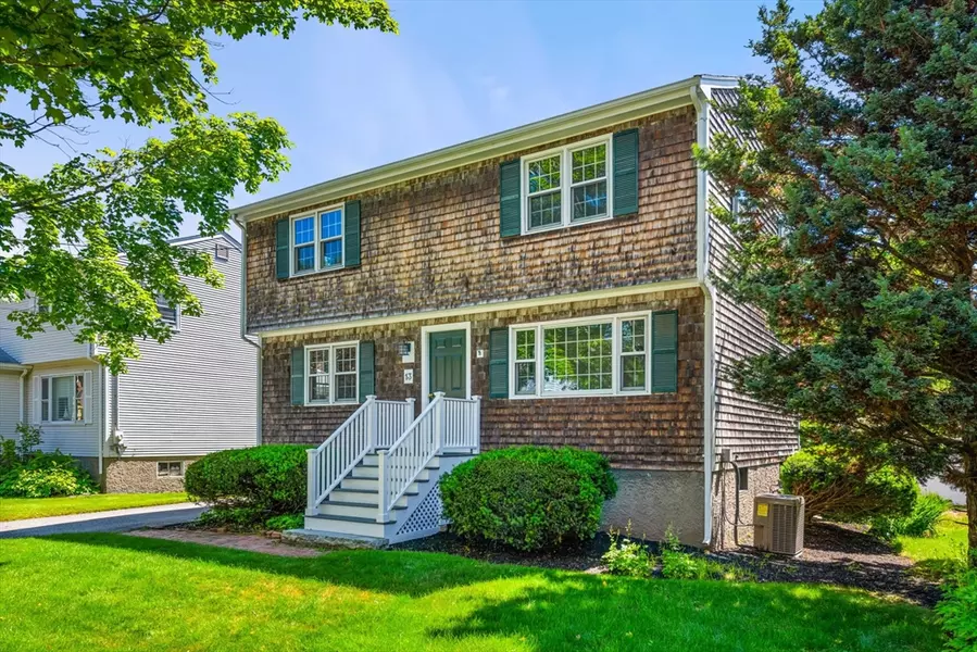 13 Devereux Terrace, Marblehead, MA 01945