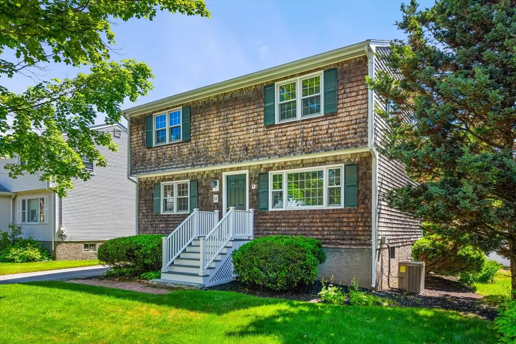 Marblehead, MA 01945,13 Devereux Terrace