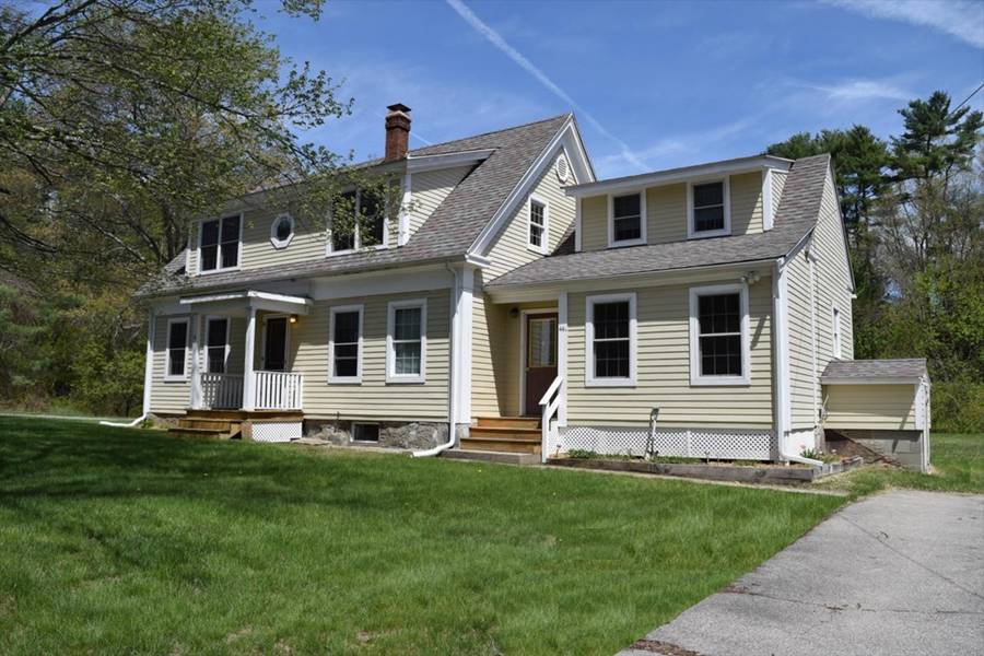 44 Pine St, Norton, MA 02766