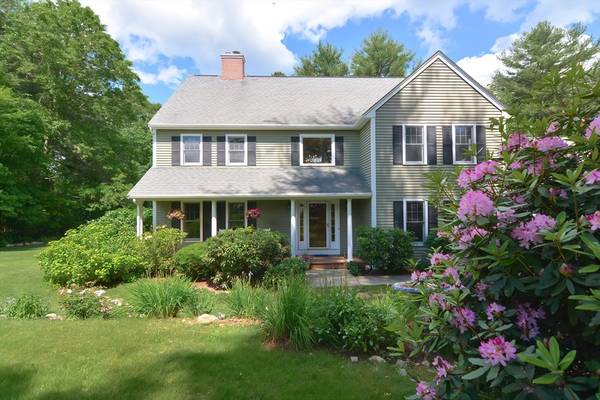 41 School Street, Hopkinton, MA 01748