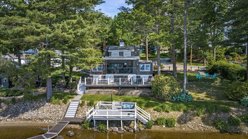 13 Lake Shore Dr, Amesbury, MA 01913