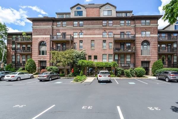 22 Abigail Ave #405, Quincy, MA 02169