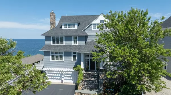 8 Bassin Ln, Scituate, MA 02066