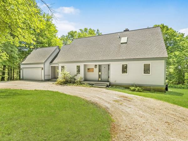 61 Meetinghouse Lane, Boxborough, MA 01719