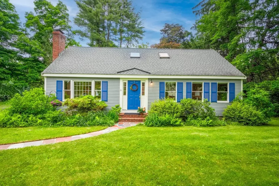 33 Farrar Road, Lincoln, MA 01773