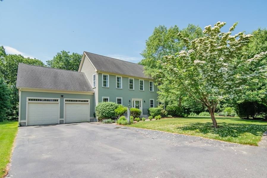 25 Sandy Ridge, Sterling, MA 01564