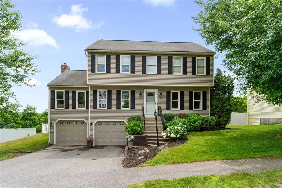 27 Meadow Lane, Grafton, MA 01536