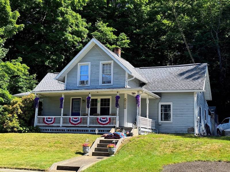 4046 Pleasant St, Palmer, MA 01069