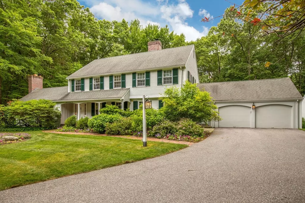 Wayland, MA 01778,28 Highland Circle