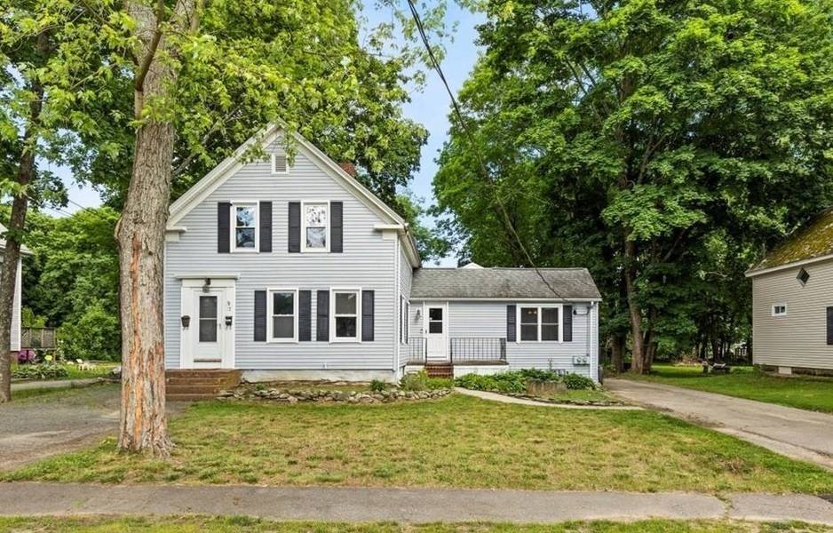 17 Pearl, Middleboro, MA 02346