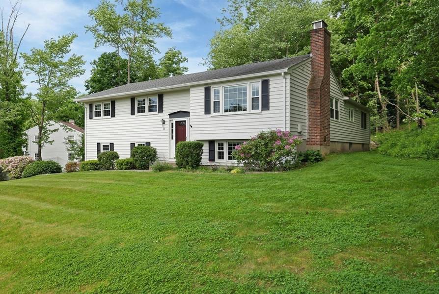 16 Faulkner Hill Rd, Acton, MA 01720