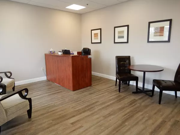 Plainville, MA 02762,51 Man Mar Dr #3