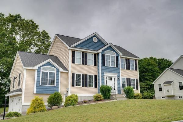 15 Honeybee Rd, Dracut, MA 01826