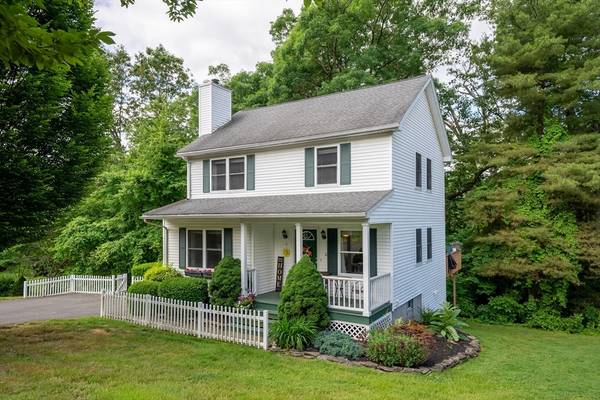 10 Cobb Lane, Belchertown, MA 01007