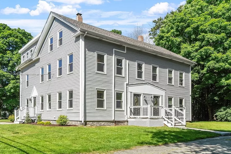 51 School St #2, Upton, MA 01568