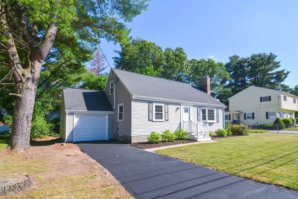 24 Hammond Rd, Natick, MA 01760