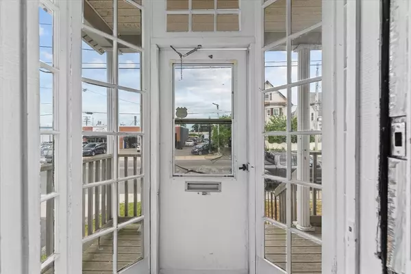 291 S Broadway Lawrence, MA 01843