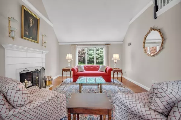 Concord, MA 01742,4 Thornton Lane #4