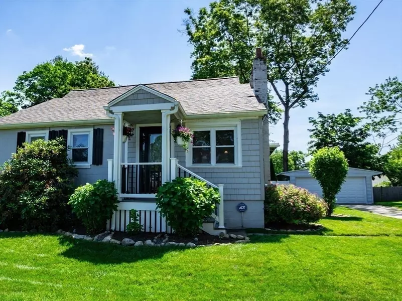 34 Summit Rd, Holbrook, MA 02343